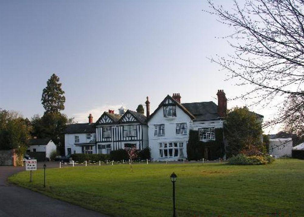 Отель Paddocks House Ньюмаркет Экстерьер фото